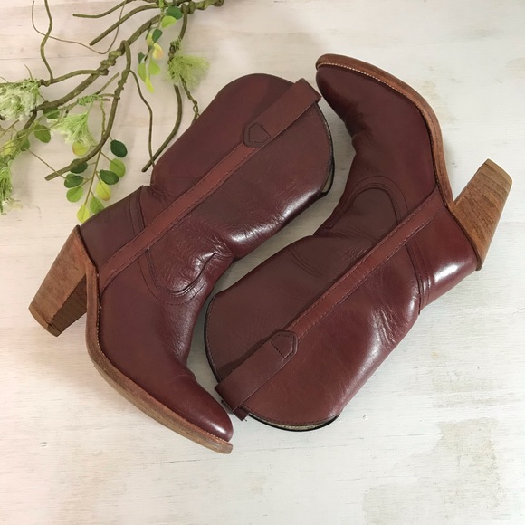 Frye Shoes - FRYE burgundy leather cowboy boots size 5